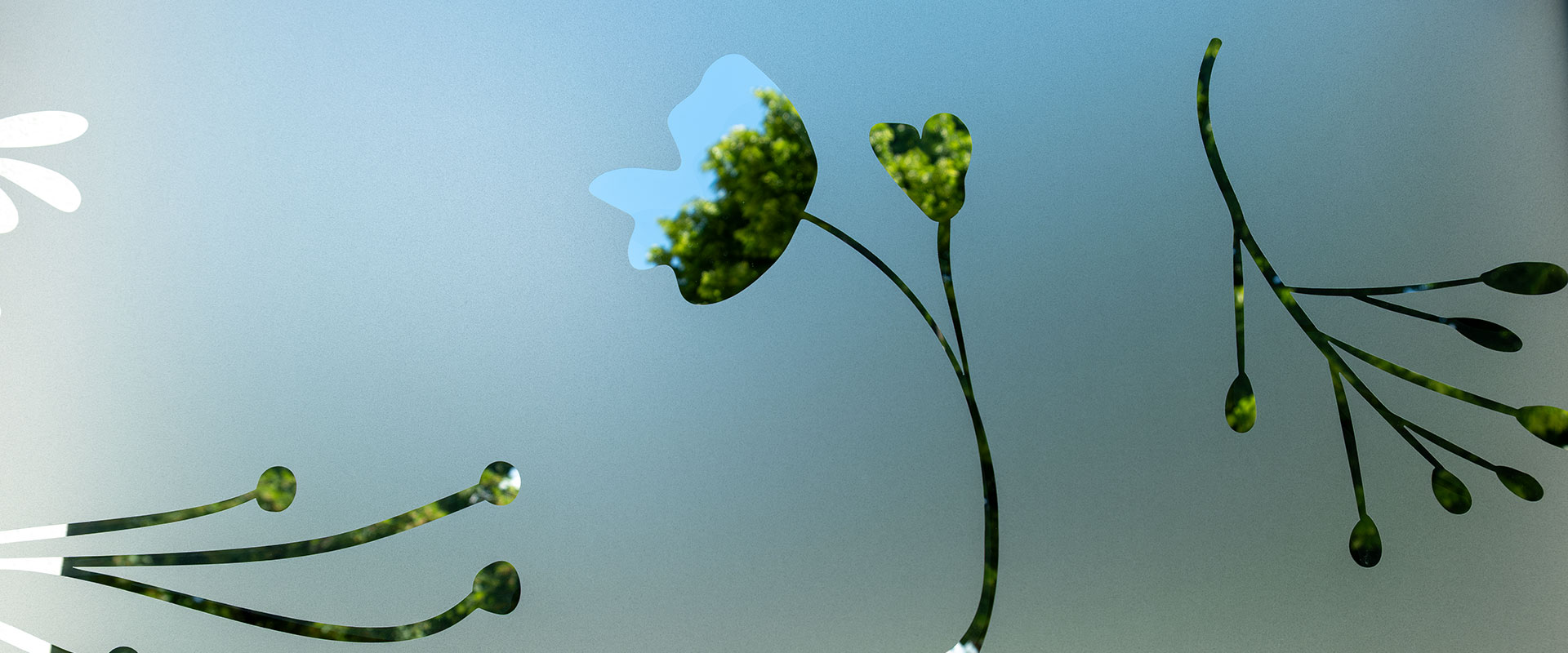 oltremodo B&B, particolare della vetrata all'ingresso